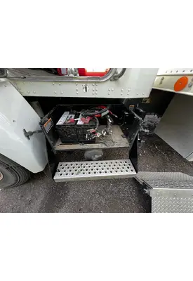 KENWORTH T270 Battery Box