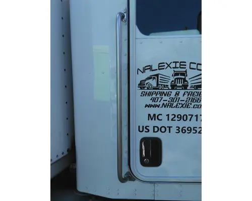 KENWORTH T270 CAB HANDLE