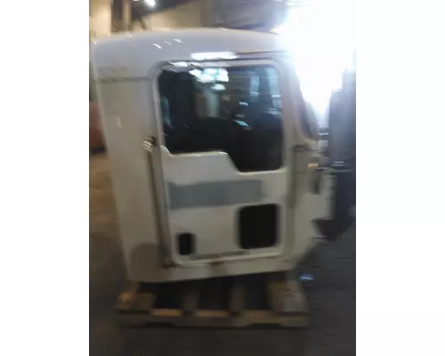 KENWORTH T270 CAB