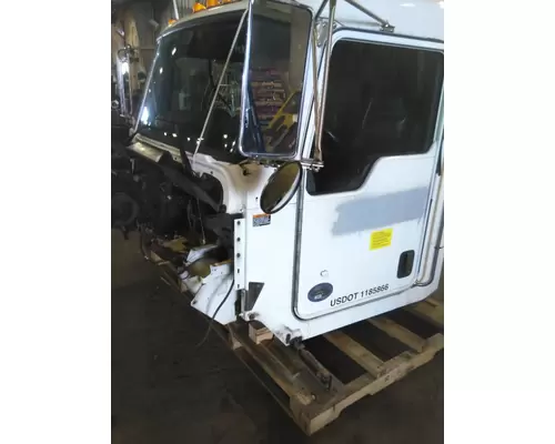 KENWORTH T270 CAB