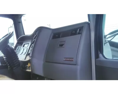 KENWORTH T270 CAB