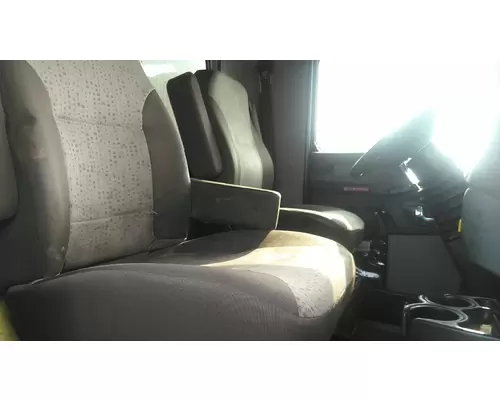 KENWORTH T270 CAB