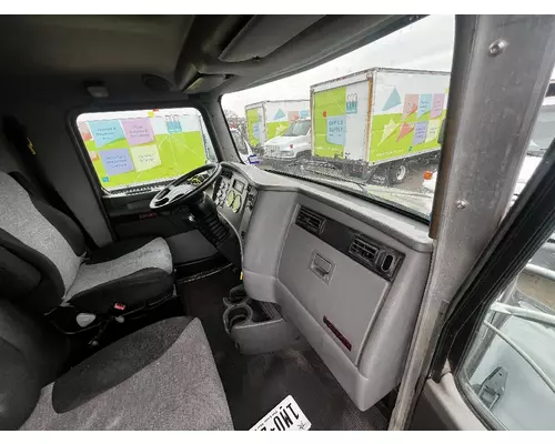 KENWORTH T270 Cab