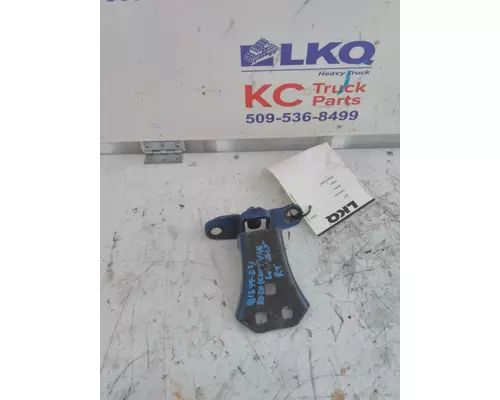 KENWORTH T270 DOOR HINGE