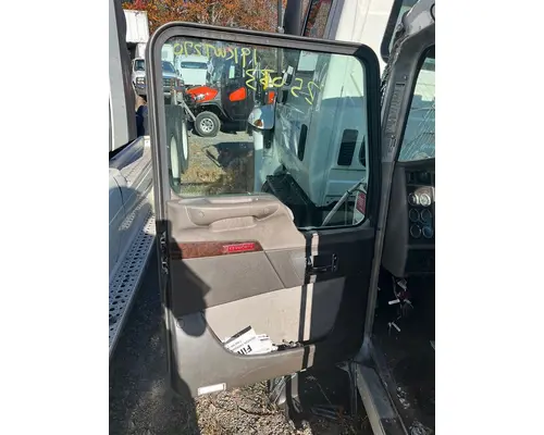 KENWORTH T270 Door Assembly, Front