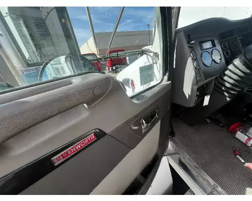 KENWORTH T270 Door Assembly, Front