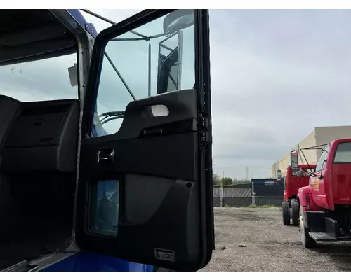 KENWORTH T270 Door Assembly, Front