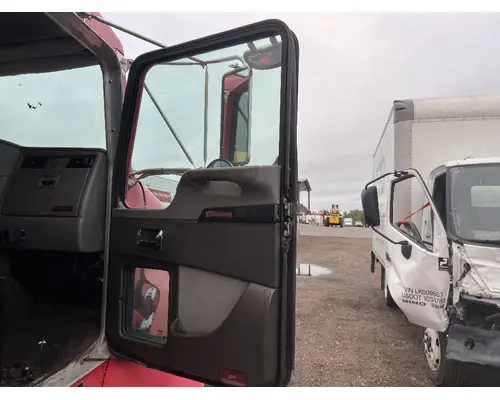 KENWORTH T270 Door Assembly, Front