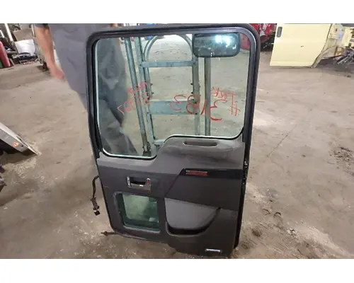 KENWORTH T270 Door Assembly, Front