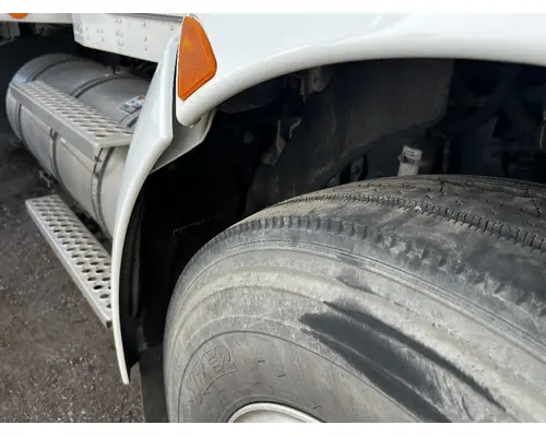 KENWORTH T270 Fender Extension