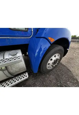 KENWORTH T270 Fender Extension