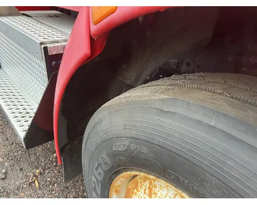 KENWORTH T270 Fender Extension