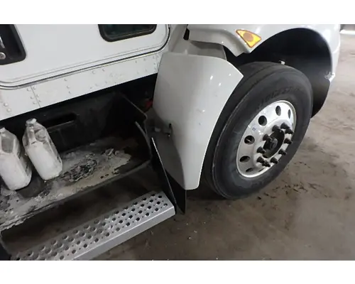KENWORTH T270 Fender Extension