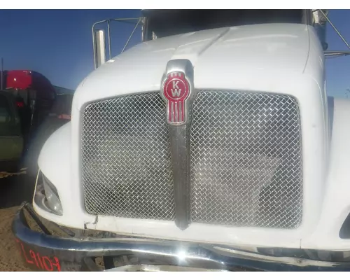 KENWORTH T270 Grille