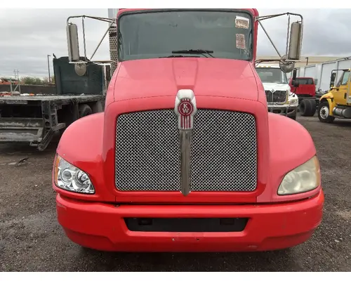 KENWORTH T270 Grille