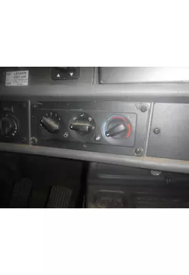 KENWORTH T270 Heater / AC Control