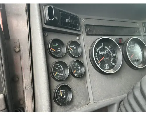 KENWORTH T270 Instrument Cluster