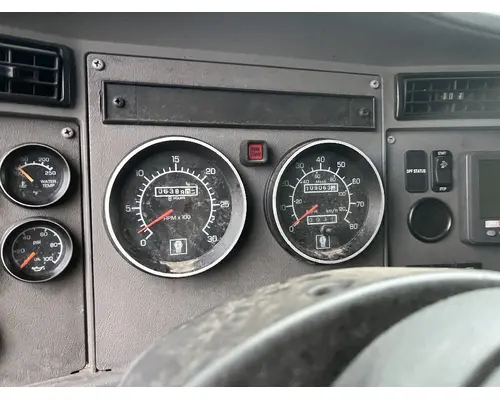 KENWORTH T270 Instrument Cluster