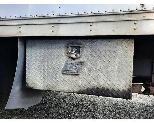 KENWORTH T270 TOOL BOX