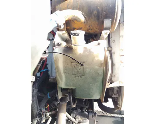 KENWORTH T270 WINDSHIELD WASHER RESERVOIR