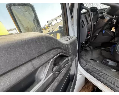 KENWORTH T280 Door Assembly, Front