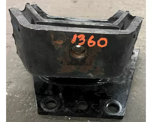 KENWORTH T3 Series Engine Mounts