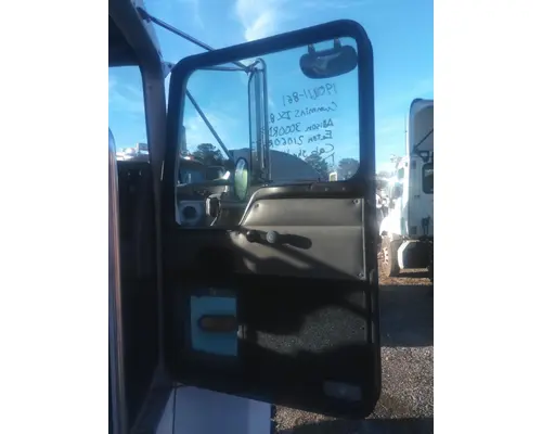 KENWORTH T300 2003-2017 DOOR ASSEMBLY, FRONT