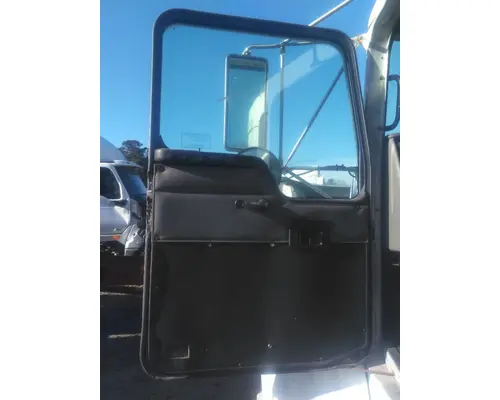 KENWORTH T300 2003-2017 DOOR ASSEMBLY, FRONT