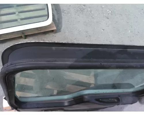 KENWORTH T300 2003-2017 DOOR ASSEMBLY, FRONT