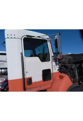 KENWORTH T300 2003-2017 DOOR ASSEMBLY, FRONT