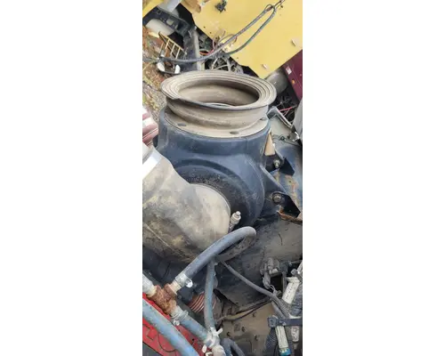 KENWORTH T300 AIR CLEANER