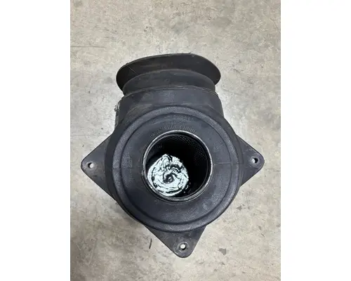 KENWORTH T300 Air Cleaner