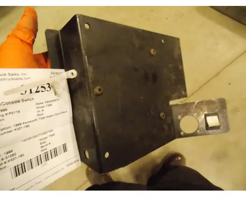 KENWORTH T300 Brackets, Misc.