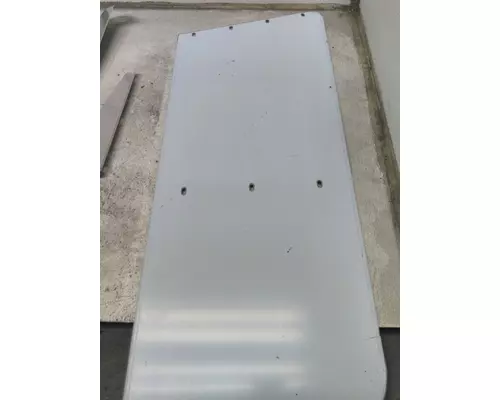 KENWORTH T300 CAB CLIP