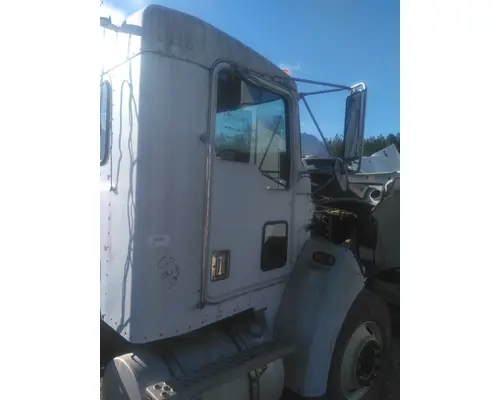 KENWORTH T300 CAB