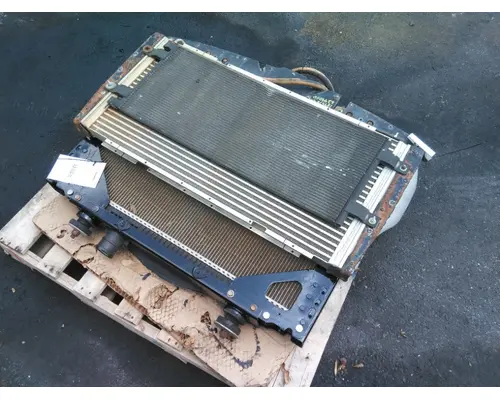 KENWORTH T300 COOLING ASSEMBLY (RAD, COND, ATAAC)