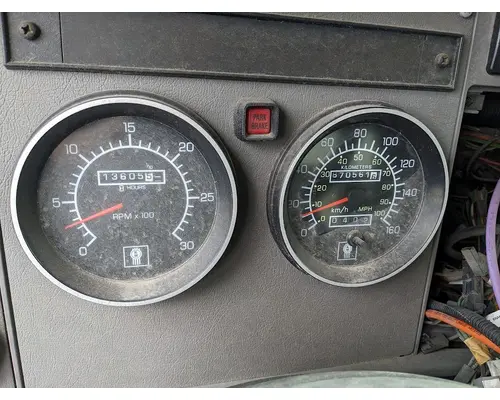 KENWORTH T300 Cab Mount