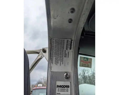 KENWORTH T300 Cab Mount