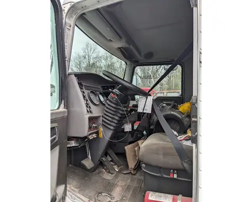 KENWORTH T300 Cab Mount