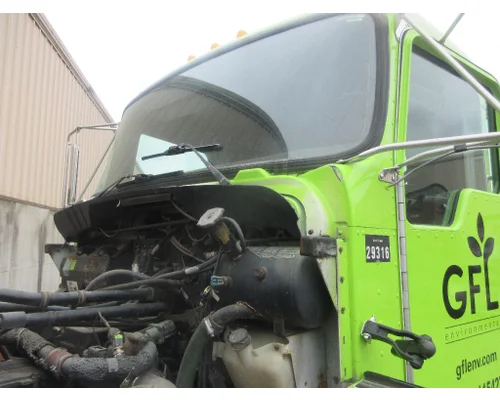 KENWORTH T300 Cab
