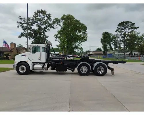 KENWORTH T300 Complete Vehicle