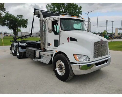 KENWORTH T300 Complete Vehicle