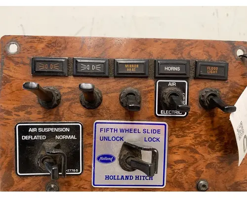 KENWORTH T300 Dash  Console Switch