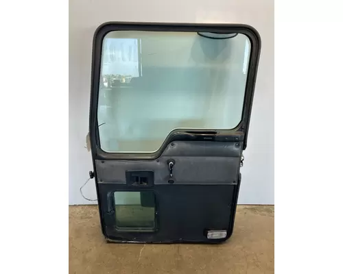 KENWORTH T300 Door Assembly, Front