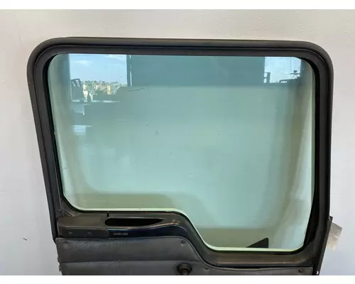 KENWORTH T300 Door