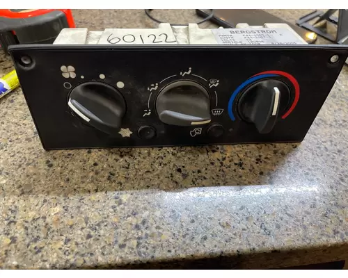 KENWORTH T300 ECM (HVAC)climate control