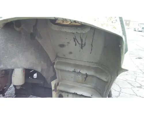 KENWORTH T300 FENDER EXTENSION
