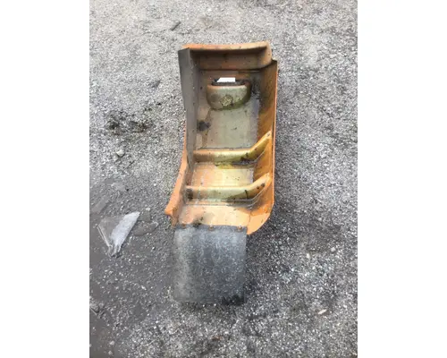 KENWORTH T300 Fender Extension