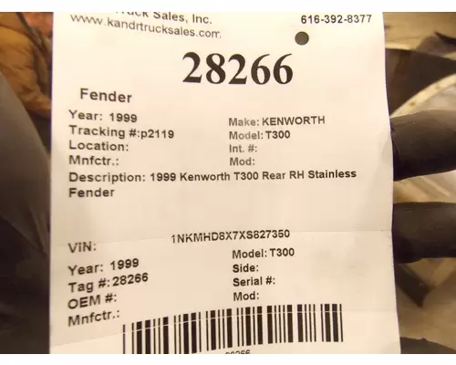 KENWORTH T300 Fender