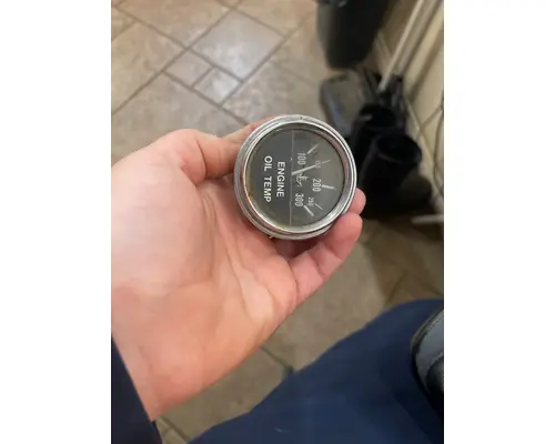 KENWORTH T300 Gauges (all)